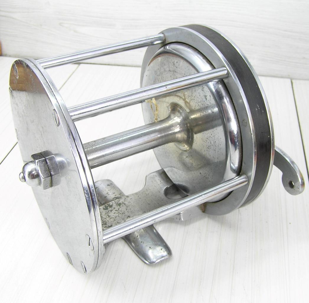 VINTAGE LARGE CAPACITY UNMARKED DEEP SEA FISHING REEL HANDMADE