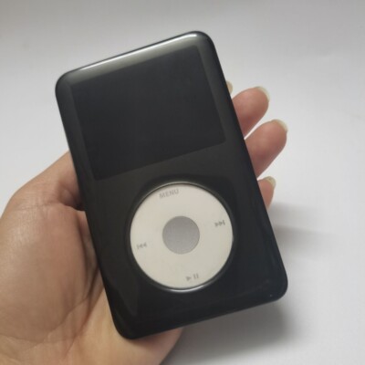 【美品】iPod classic 160GB ブラック シリコンケース付 専用※Apple iPod classic 160GB ブラック