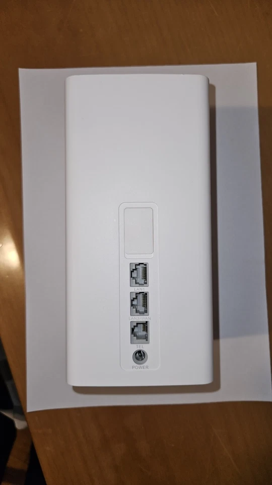 Huawei B628-350 4G router CPE Pro3 LTE 600Mbps Wifi Hotspot 2 Lan Gigabit - Immagine 3 di 4