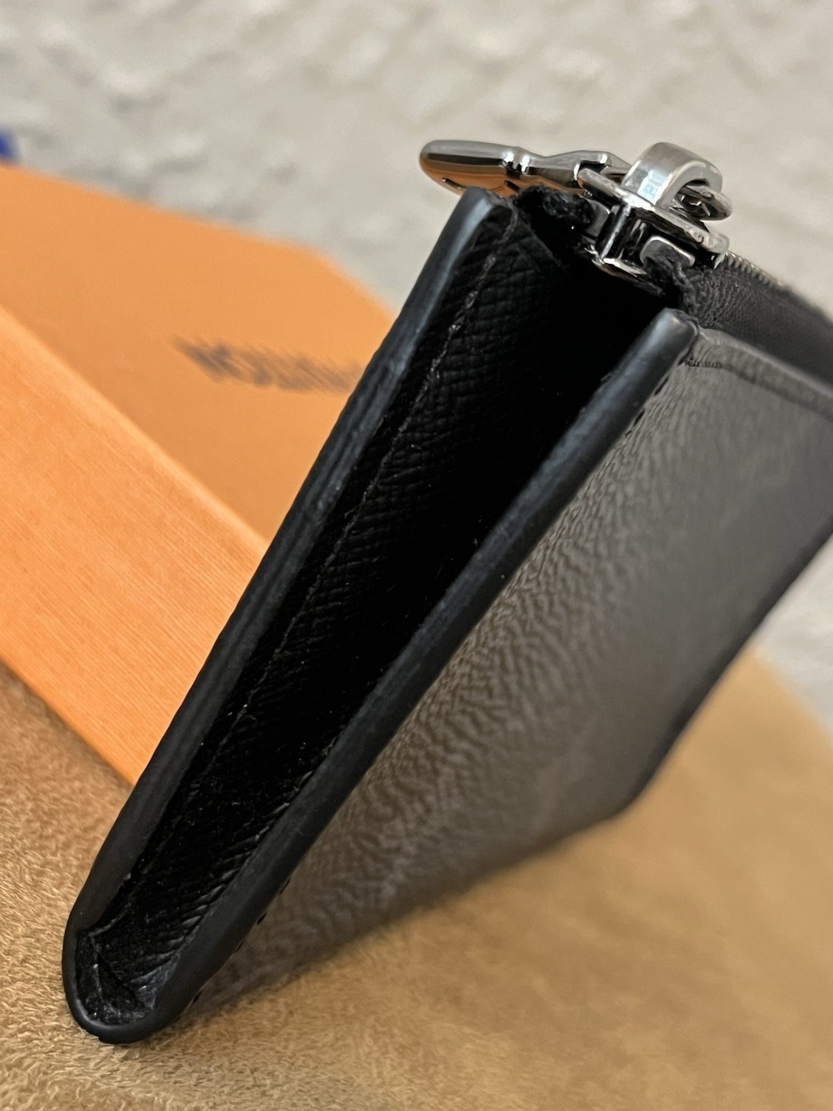 Authentic Louis Vuitton Monogram Eclipse Porte Mo… - image 3