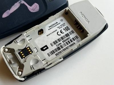 Genuine Nokia 3310 - 1 KB - Anthracite (Unlocked) GSM Retro Phone Genuine Nokia 3310 - 1 KB - Anthracite (Unlocked) GSM Retro Phone