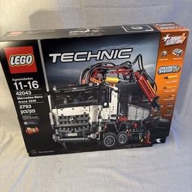 LEGO TECHNIC: Mercedes-Benz Arocs 3245 (42043) Complete with Box and Manual 