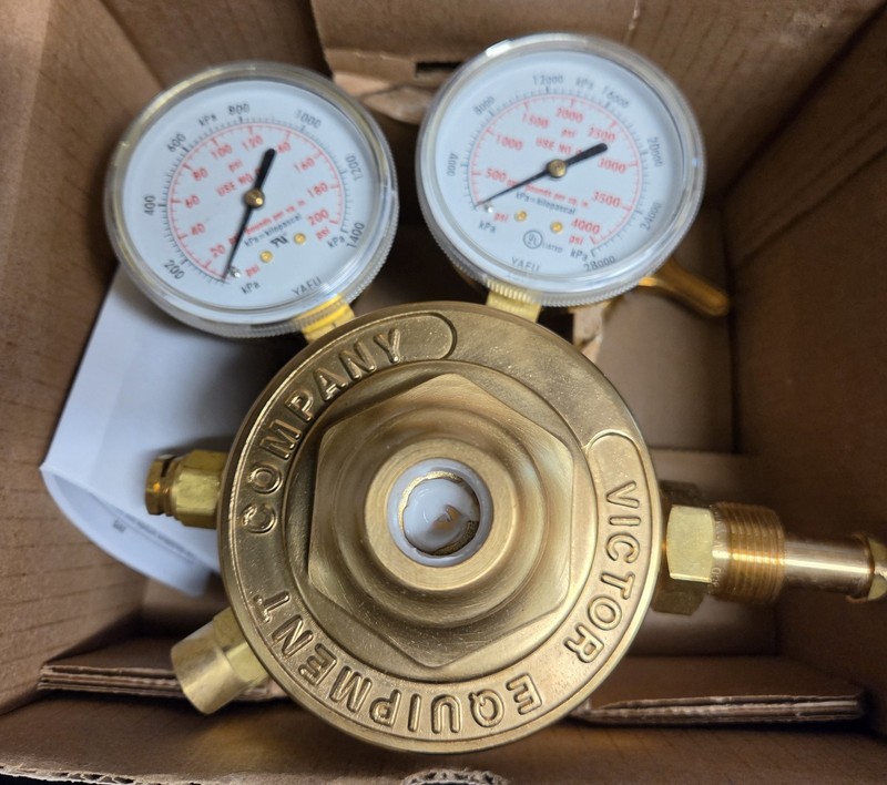 VICTOR  0781-0528 GAS PRESSURE  SR450 Heavy Duty REGULATOR  Inert Gas MIB 