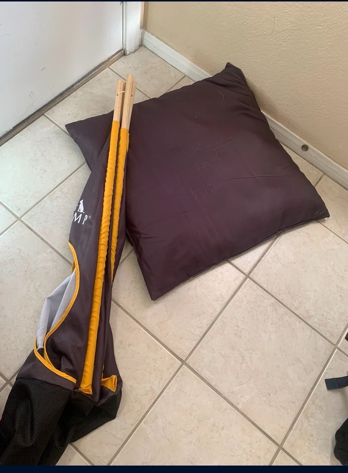 Trump Hotel Exclusive Dog Bed Tent.  Only Available For Guess With Pets 24x24x30 - Image 3 of 3