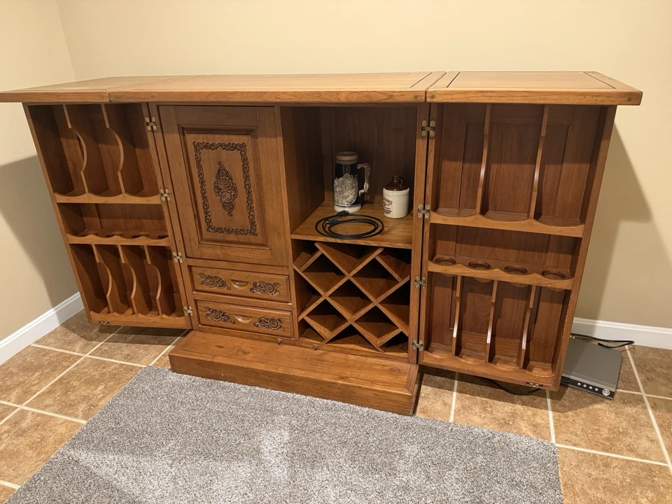 German Carved Bar From Black Forest In Germany - Image 3 of 3