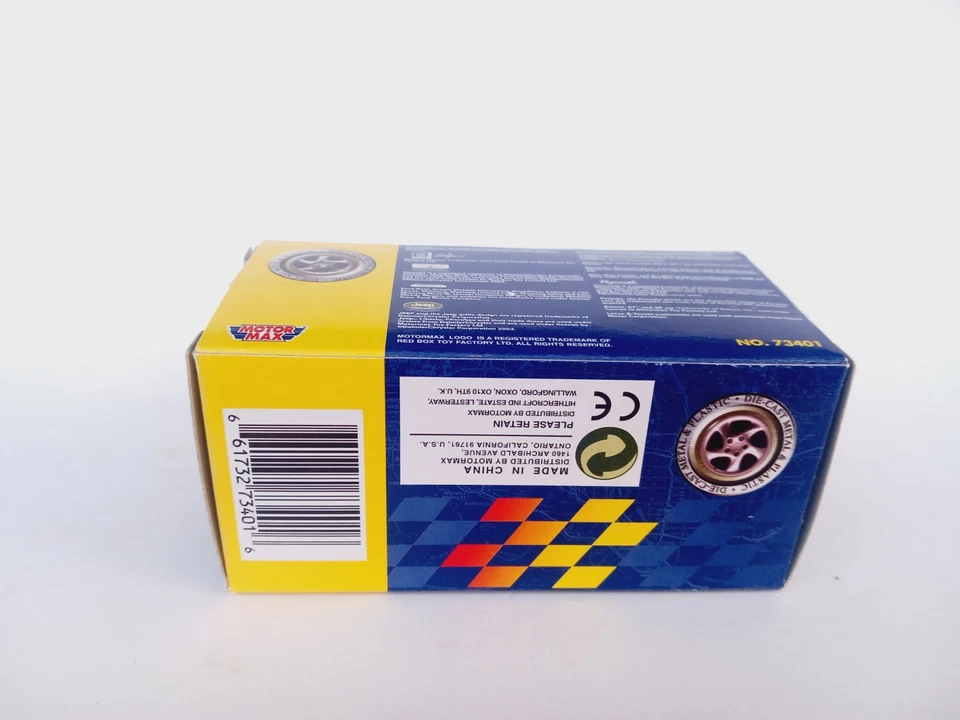 1/43 O scale Motormax 1941 Plymouth pickup green truck pull back motor - Image 3 of 4