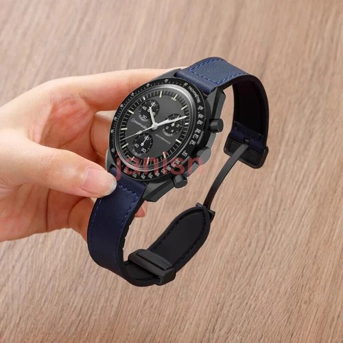 MoonSwatch Omega X Swatch Silicone Strap with Magnetic Clasp - Zdjęcie 7 z 18