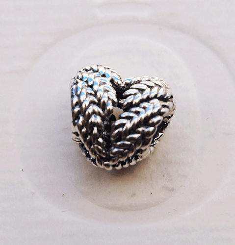 Genuine Pandora Silver Grains Heart Charm - Icon of Nature - 797618 - retired - Picture 1 of 2