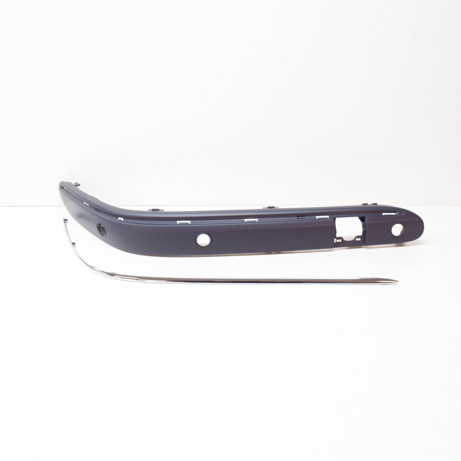 MERCEDES-BENZ C W203 Frontstoßstange rechts PTS-Schiene A20388564219999
