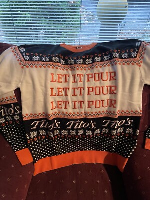 Tito's Vodka Austin Texas Ugly Christmas Sweater Sweatshirt Men's Size XL