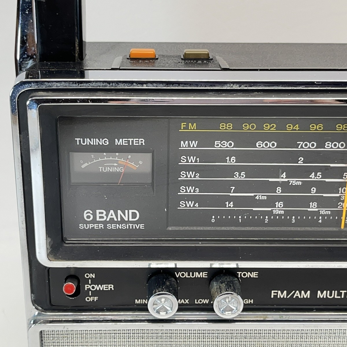 Sony ICF-8000 FM/MW(AM)/SW1-4 6 Band Super Sensitive Radio 