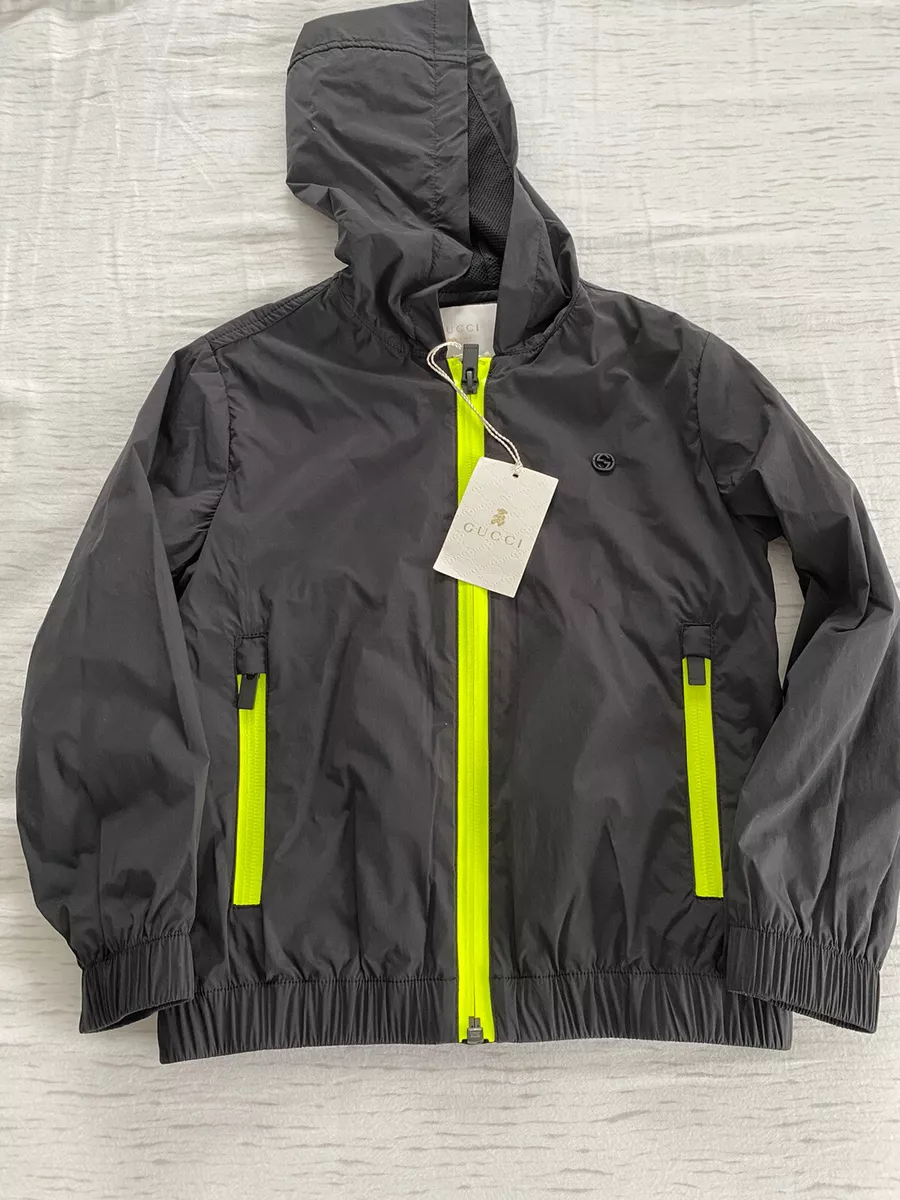 Gucci spray shop jacket