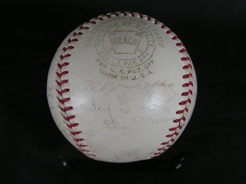 1966 New York Yankees Team Signed Baseball by 23 OAL Mantle Maris Howard Murcer - Picture 5 of 7