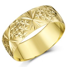 4mm-7mm 9ct Yellow Gold HeavyWeight Engraved Flower Design D Shaped Wedding Ring