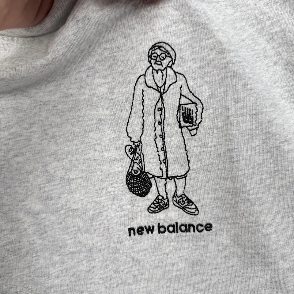 New Balance T-Shirt Mens XL Streetwear Grey Graphic Embroidered Cotton Tee - Image 4 of 4