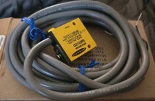 Banner SM312D MiniBeam Diffuse Photoelectric Sensor 10-30VDC 380mm PNP/NPN 25619