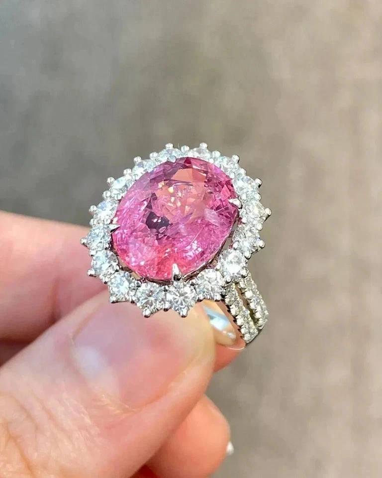Anillo de diamantes de zafiro rosa natural de corte ovalado de 5,70 quilates de oro blanco macizo de 18 quilates talla 7 Foto 3 de 4