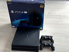 Sony PS4 Pro 500GB SSD + 2 DualShock 4 Controllers + Box