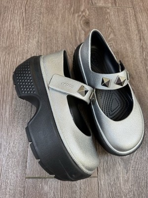 Crocs Stomp Metallic Mary Jane Platform Shoe Silver Womens 6 Mens 4 Shoes