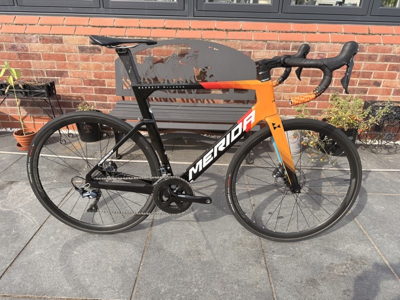 Merida Reacto 5000 Carbon Road Bike, size Large 56cm frame.