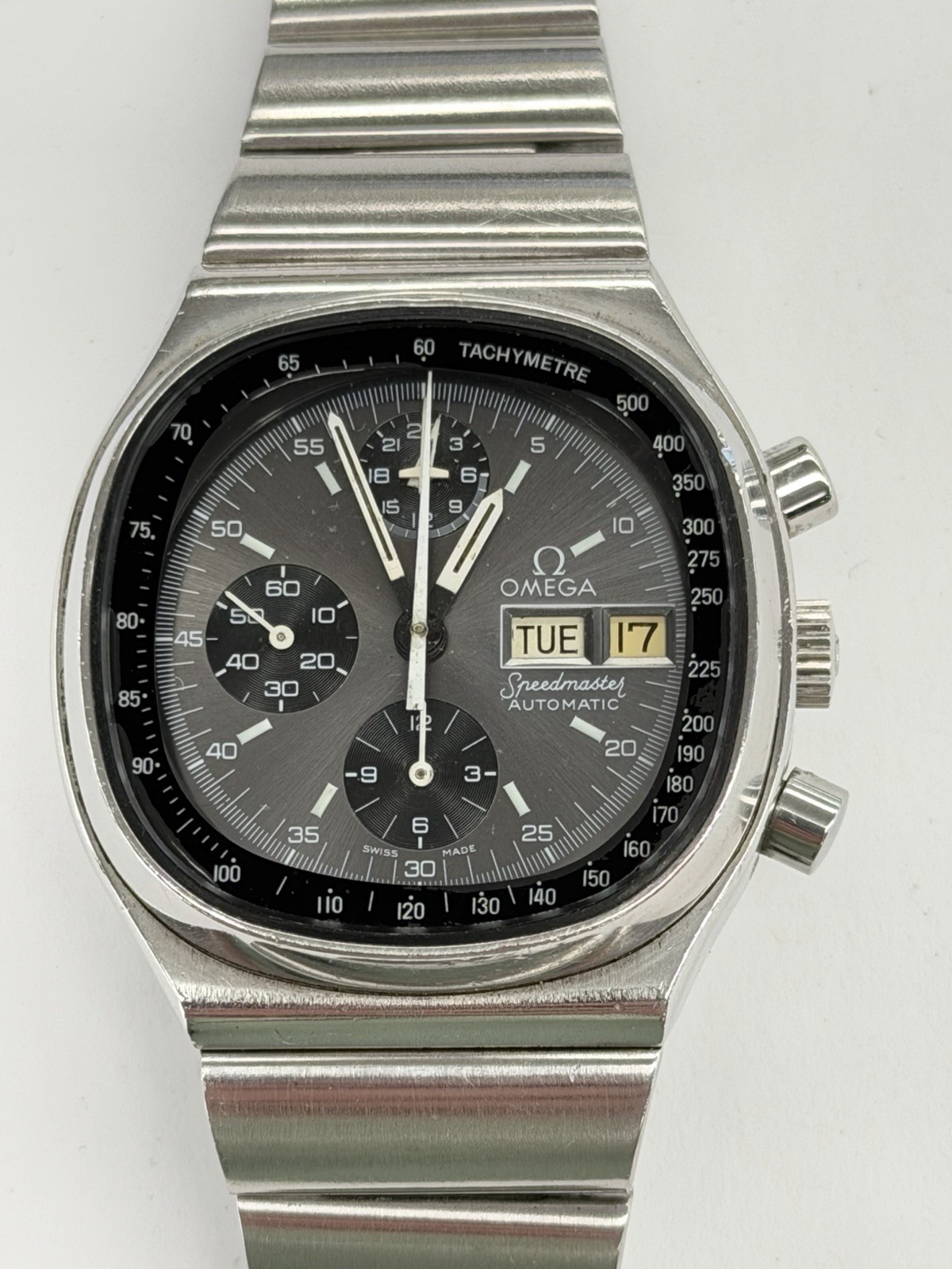 Omega Speedmaster Chronograph Day-Date TV Dial 40mm Automatic Watch image 3