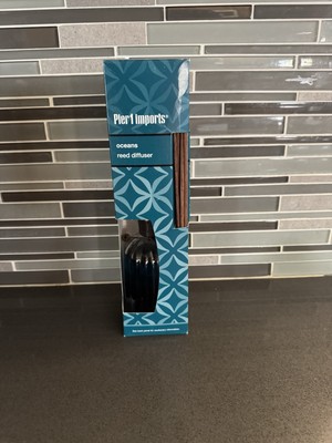Pier 1 Imports Oceans Reed Diffuser Set 10 fl. oz Fragranced Liquid