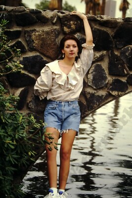 beautiful woman busty glamour candid 35mm Slide T1a2