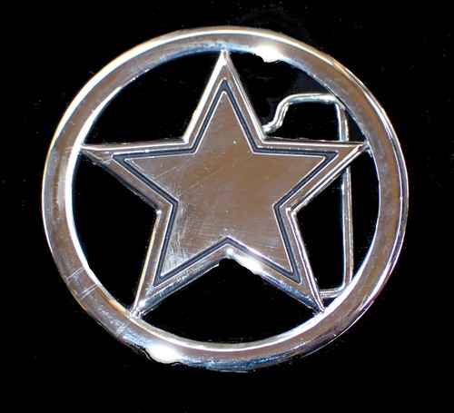 SIMPLE CHROMED STAR BELT BUCKLE NEW - Picture 1 of 2