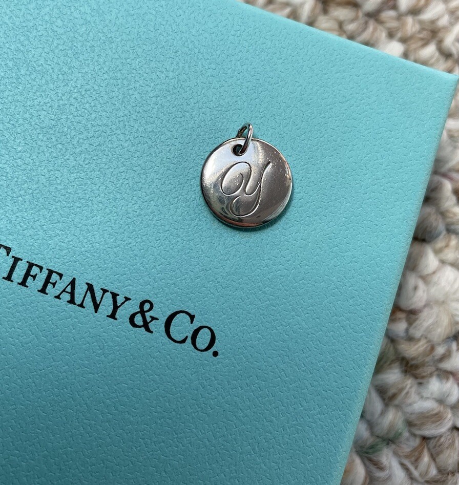 Tiffany Letter Y Notes Alphabet Disc Charm Initial Pendant in Silver