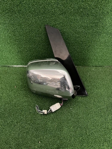 Toyota Estima ACR30 Right Side Side Mirror Chrome