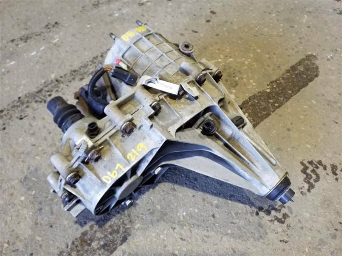 2000-2002 Chevrolet Suburban 1500 Transfer Case Opt NP8 Automatic