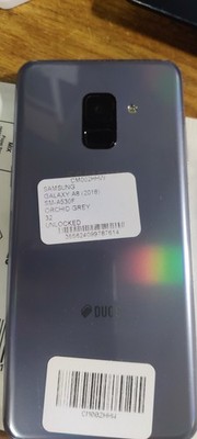Samsung Galaxy A8 (2018) SM-A530F - 32GB - grau (Ohne Simlock) (dual sim)