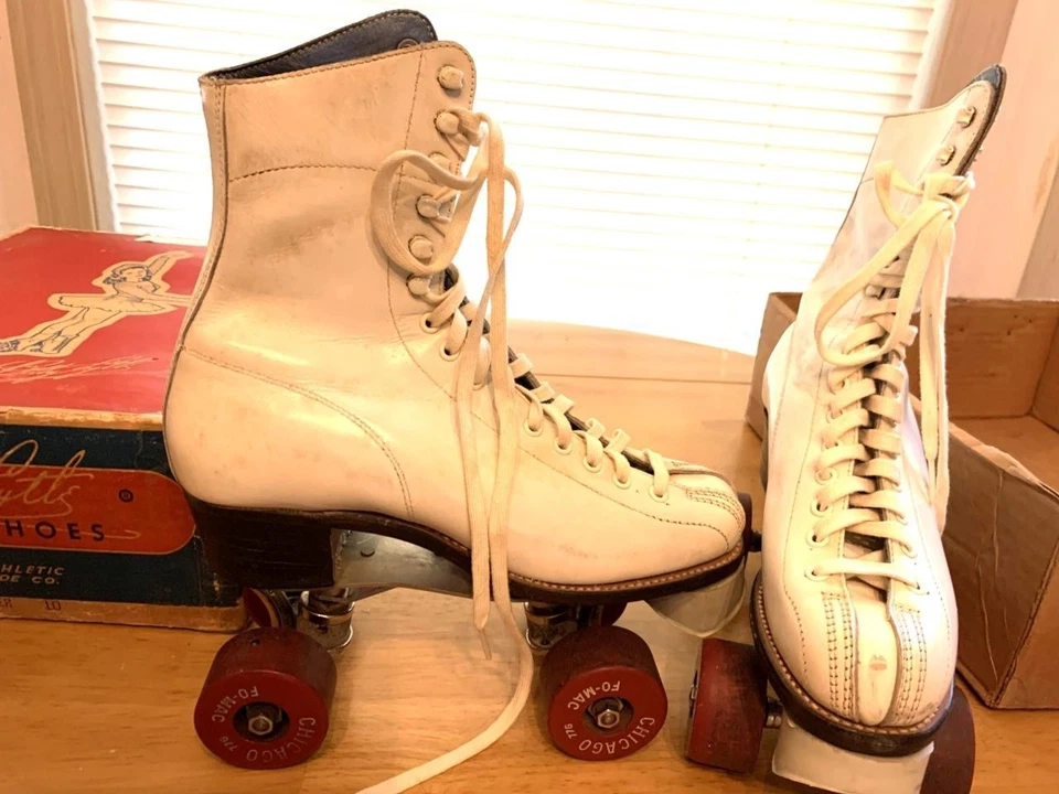 Patines Vintage Talla 6 Mujer Cuero Blanco Betty Lytle Chicago by Hyde con CAJA Foto 2 de 4