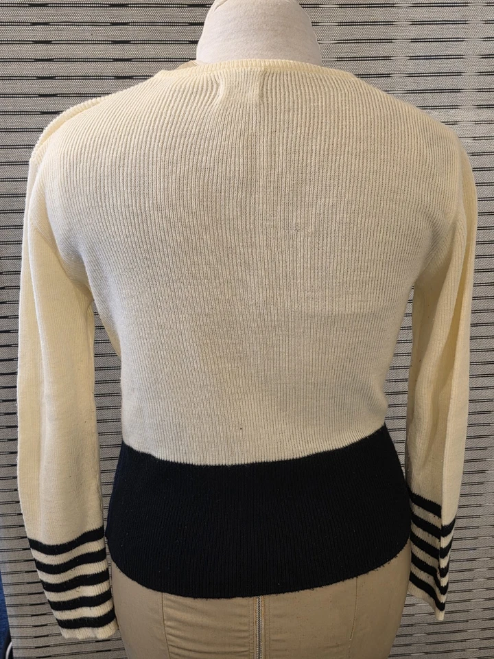 Suéter tejido vintage de laurel y resistente Foto 2 de 4