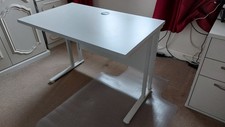 Computer Desk Workstation White *MINT CONDITION* RRP £80