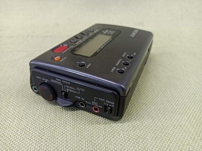 その他 SONY TCD D7 SONY TCD-D7 DAT WALKMAN Portable Player Junk | eBay