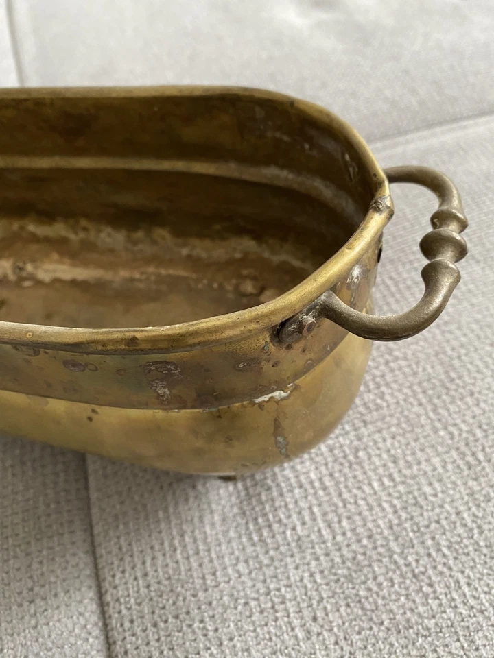 Alter Messing Blumen Übertopf Topf oval mit Griffen und Füßen (66) - Bild 4 von 4