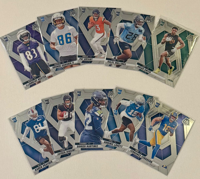 #ad 2025 MOSAIC NFL FB #1 400 COMPLETE your SET You Pick RC Choose 4 Get 30% OFF $2.99