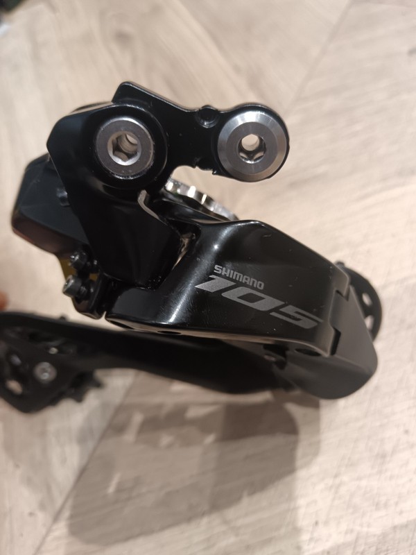 Shimano 105 Di2 Rear Derailleur 12 Speed Road rear derailleur R7150