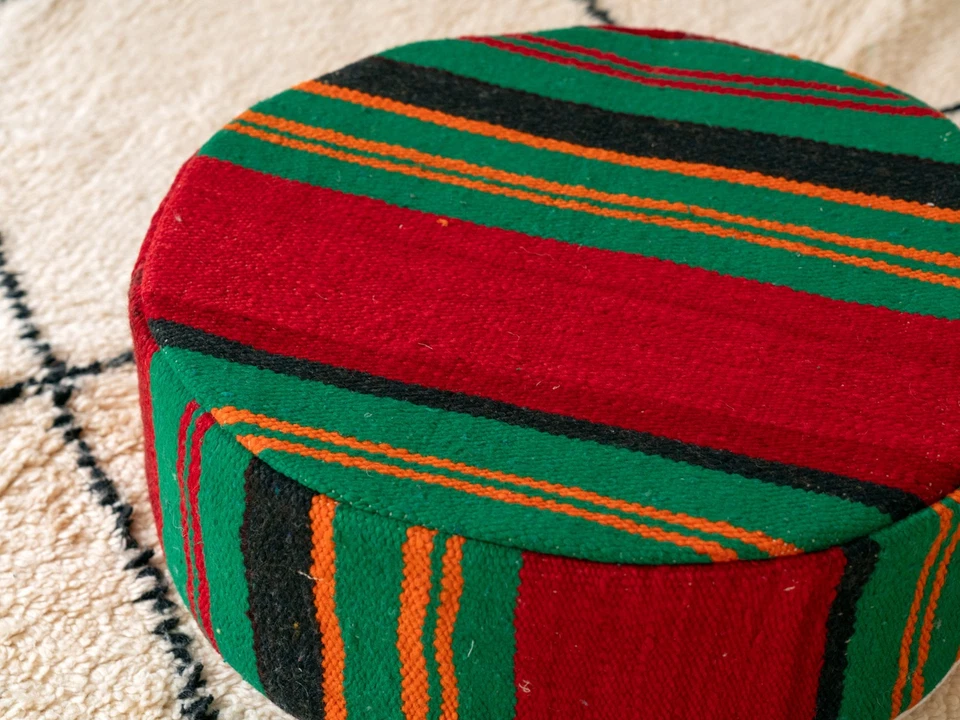 20x20 Moroccan Handmade Pouf Berber Kilim Rug Green and red Floor Cushion - Image 3 of 4
