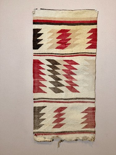 SWEET SMALL ANTIQUE NATIVE NAVAJO SOUTHWEST RUG ESTATE AS IS
