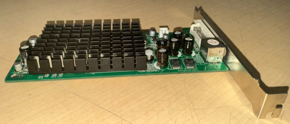 NVIDIA GeForce FX 5200 PCI 128MB 64-Bit Video Card - Image 4 of 4