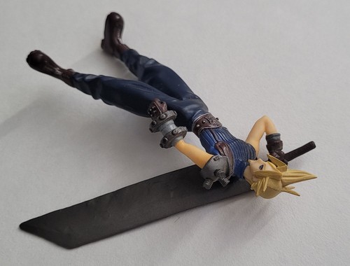 Final Fantasy Trading Arts - Figurine - Cloud Strife - Final Fantasy VII 7 - Picture 5 of 8