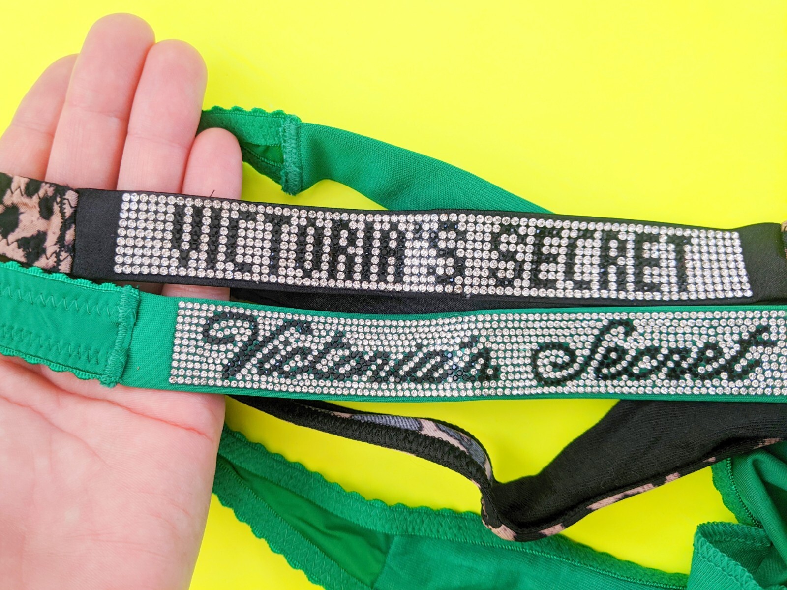 Victoria's Secret Very Sexy Size S Rhinestone Thong Panties Bunde Lot