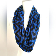 Blue Black Chevron Stripe Infinity Scarf Jersey Knit Stretch Circle Loop Fashion