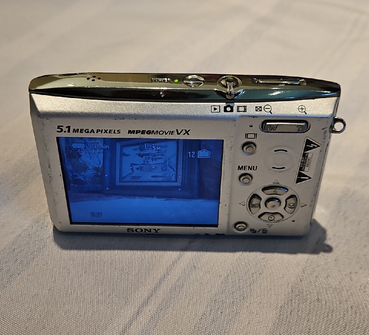【動作確認済】SONY ソニー Cyber-Shot DSC-T5 レトロカメラ 動作確認済】SONY ソニー Cyber-Shot DSC-T5 レトロカメラ 送料