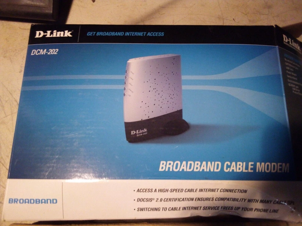 D-Link DCM-202 DOCSIS 2.0 USB/Ethernet Cable Modem Router - Image 3 of 4