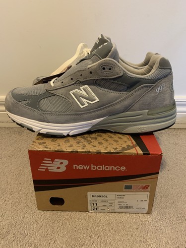Classic 993 Running Shoes Gray MR993GL 