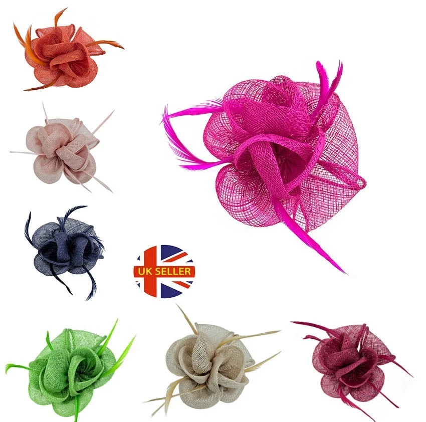 Discoball, fascinator. Elegante copricapo da donna con fiore e piume, ideale da indossare a