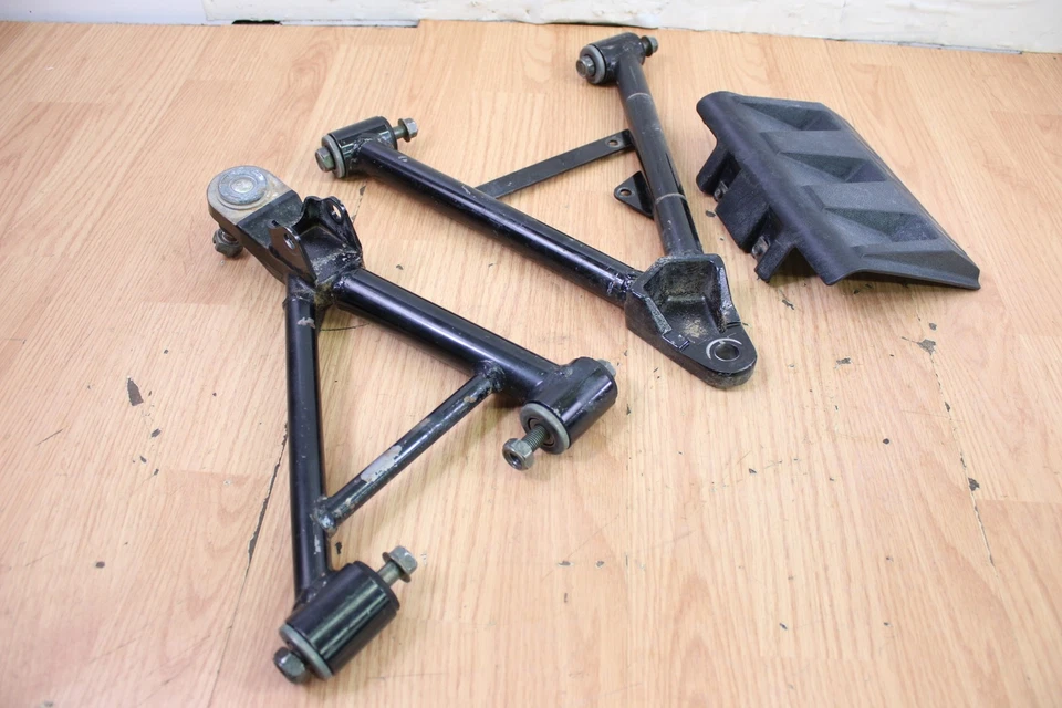 Yamaha Rhino 660 YXR 2004 brazo A superior e inferior derecho/rt. Brazos de control Foto 2 de 4